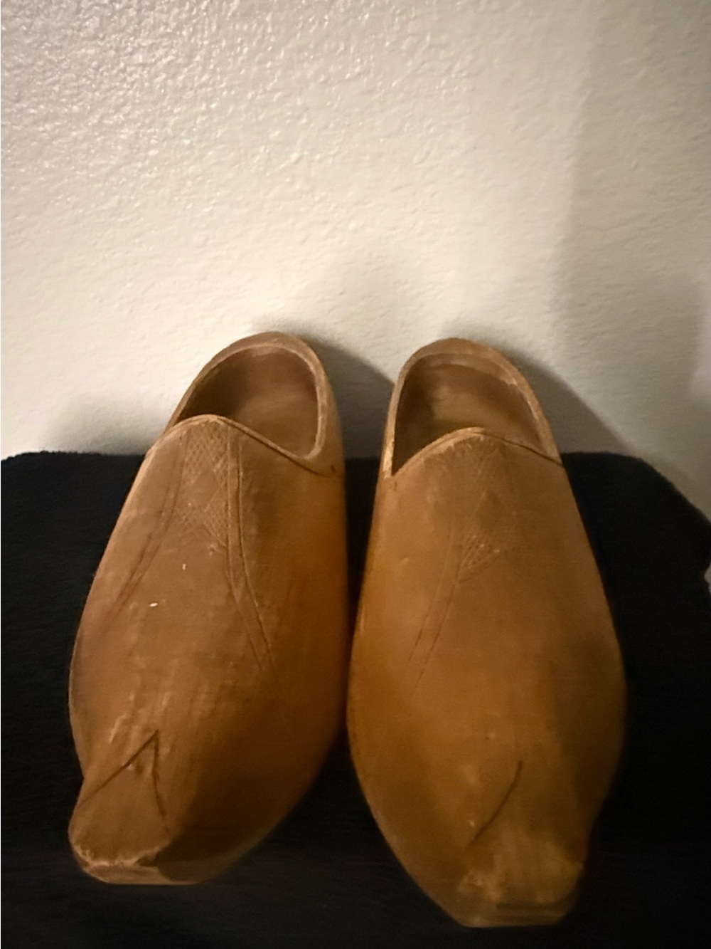 Men's hand carved wooden Dutch shoes
